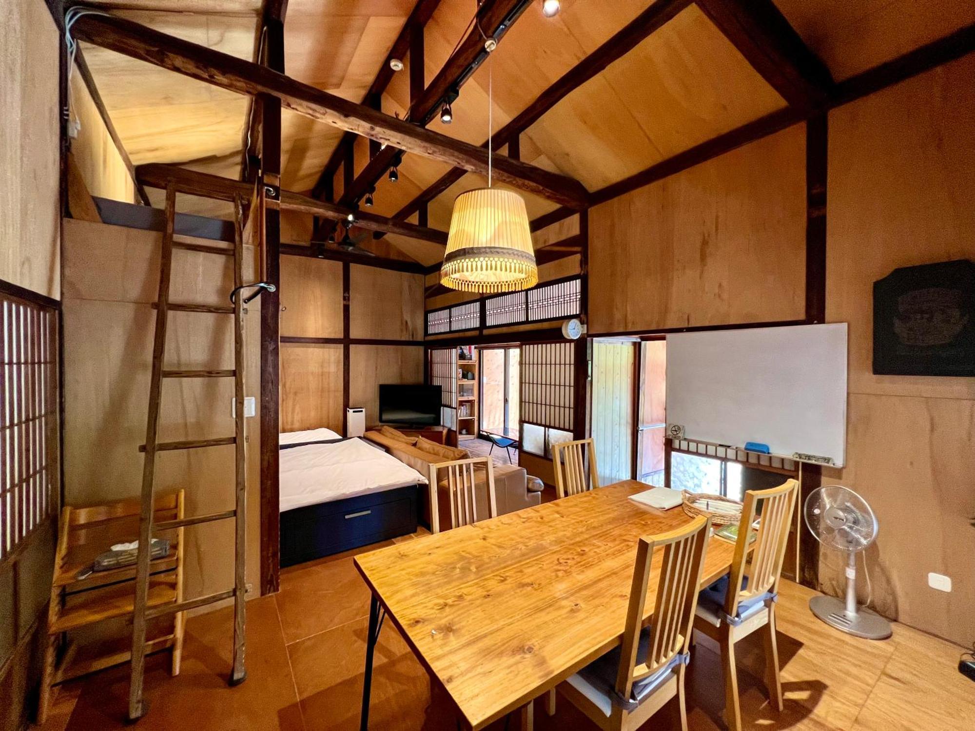 Sumitsugu House West Gasthof 2*